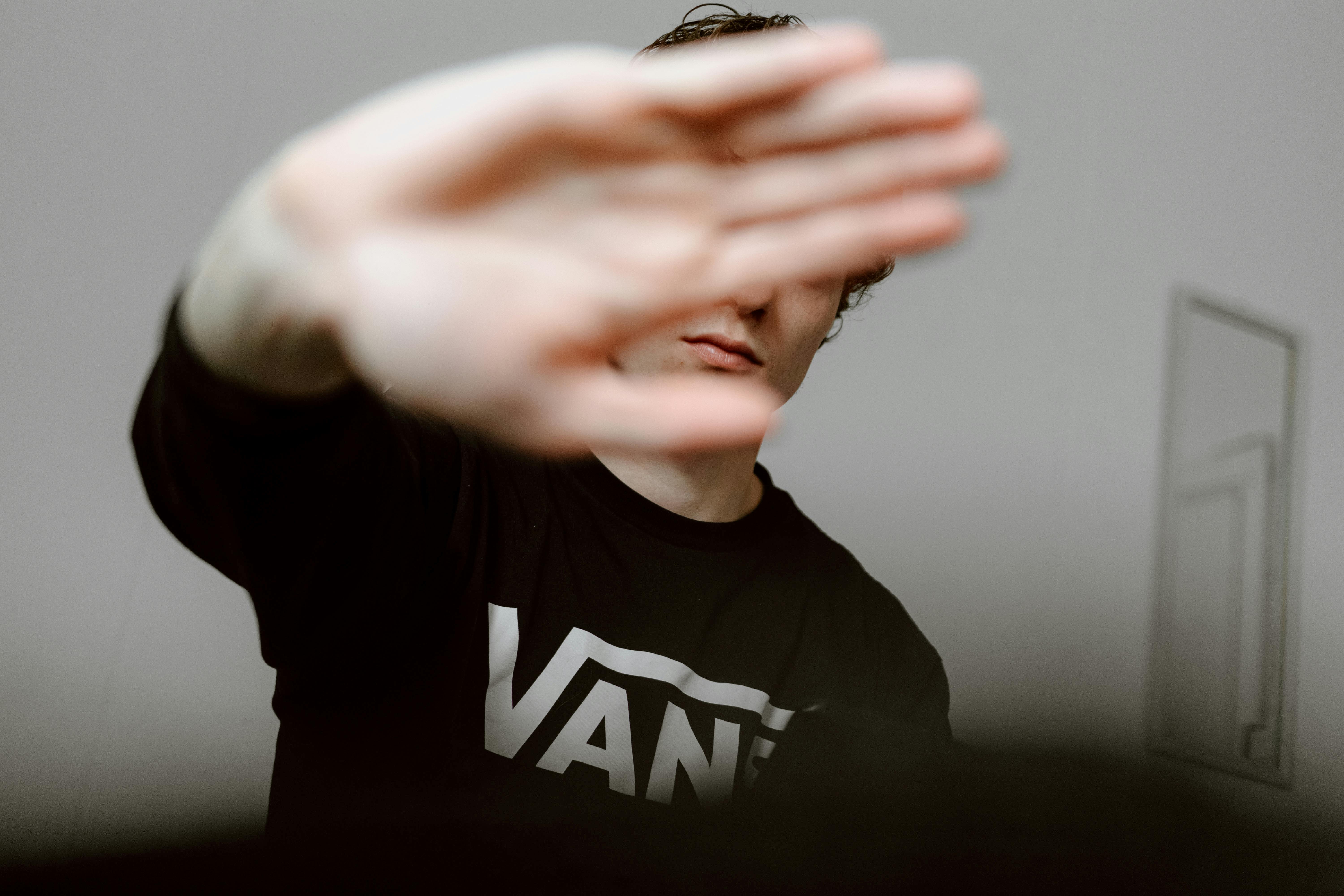 pexels-alex-blokstra-300443-5838943